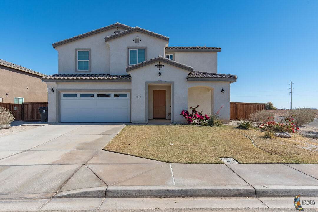 2370 Hazel Ave - Photo 1