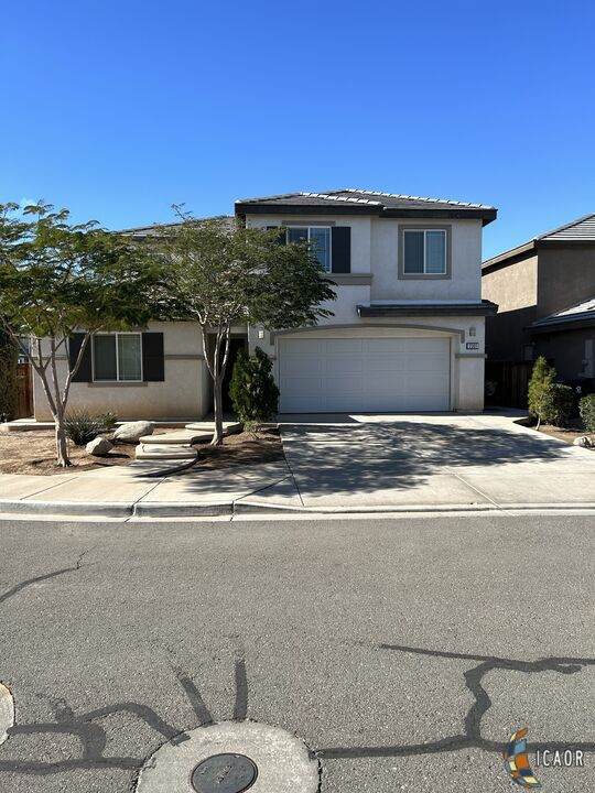 2301 Alejandro St - Photo 1