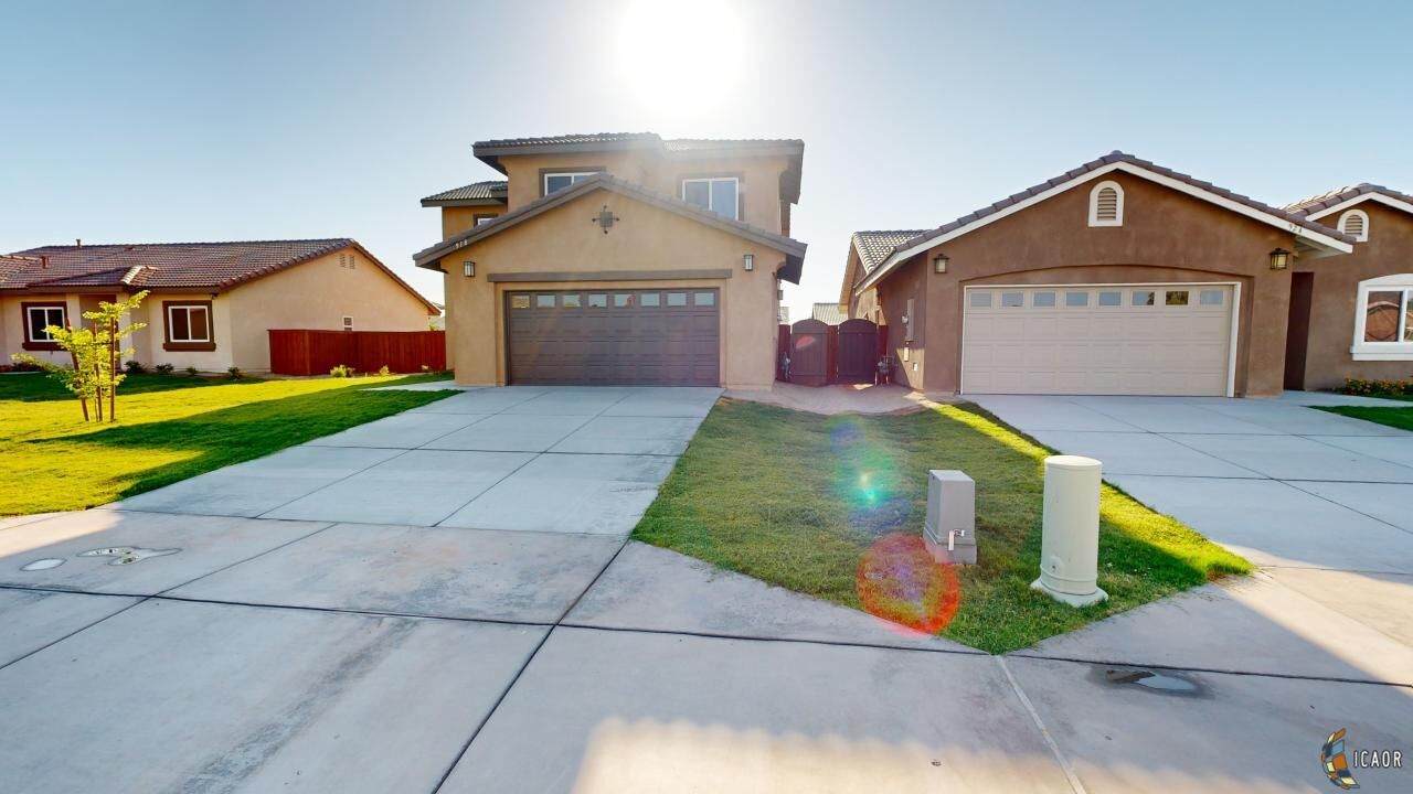 942 Kindig Ave - Photo 1