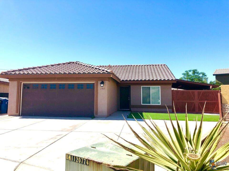 195 Dennis Ct - Photo 1