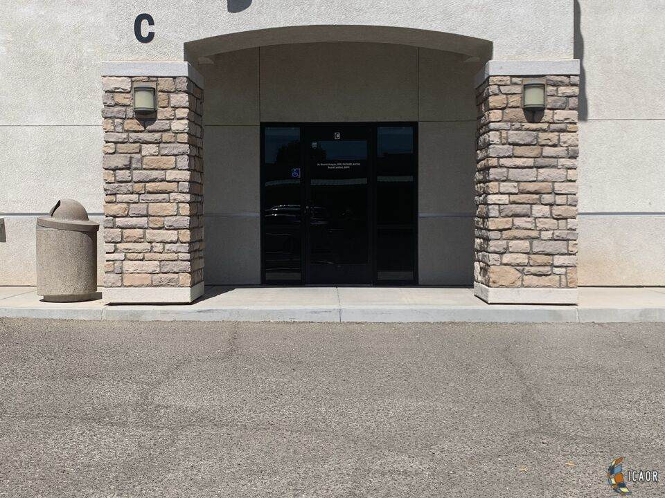401 Birch St - Photo 1