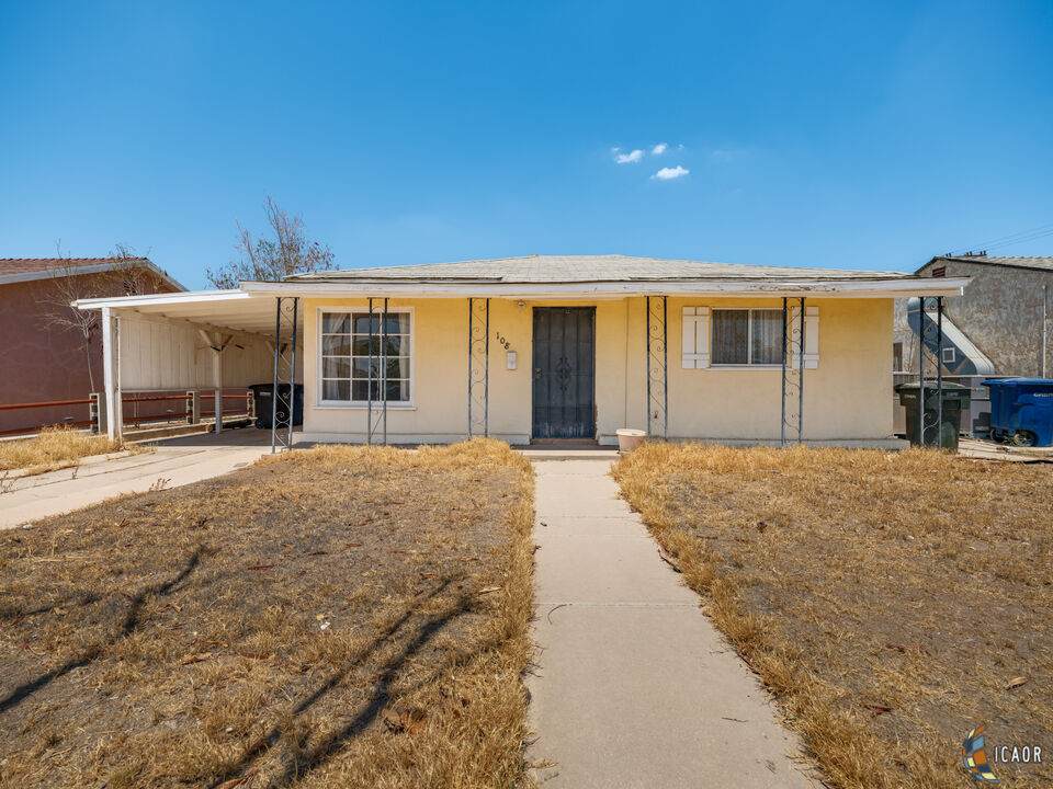 108 Holt Ave - Photo 1