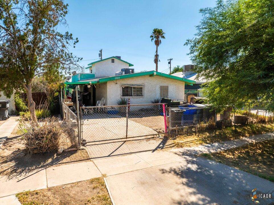 1322 J St - Photo 1