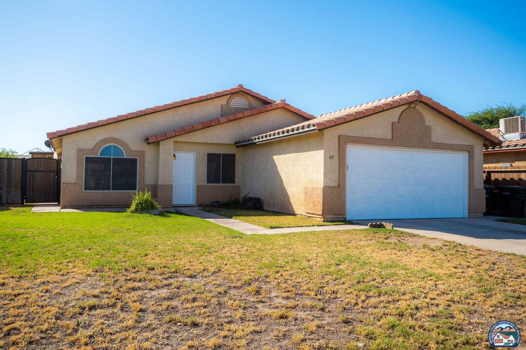 45 Hawk St - Photo 1