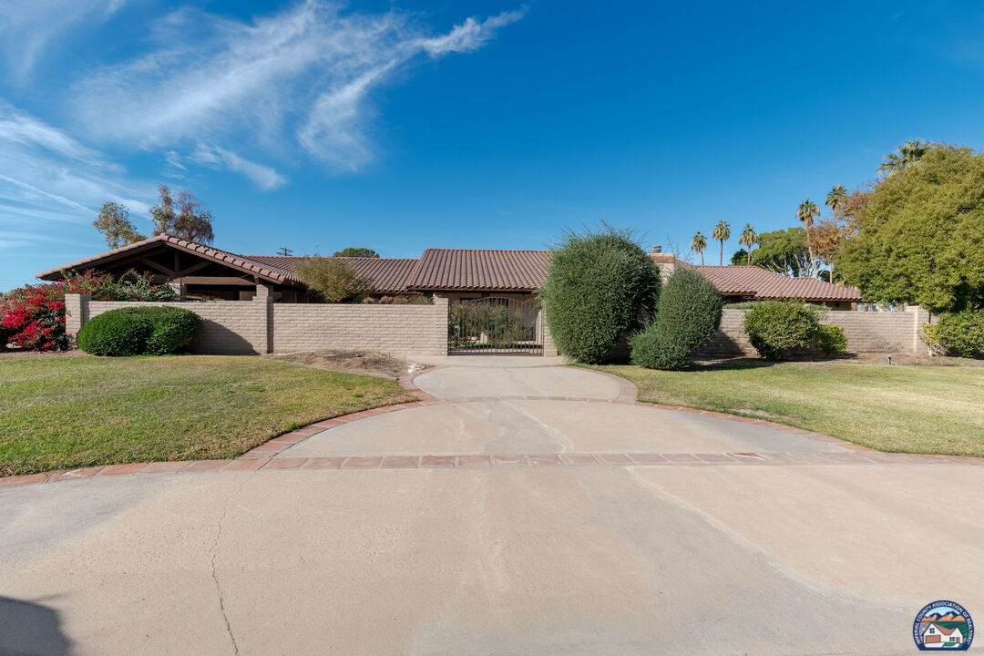 375 El Cerrito Dr - Photo 1