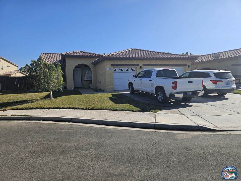 1288 Diamond Way - Photo 1