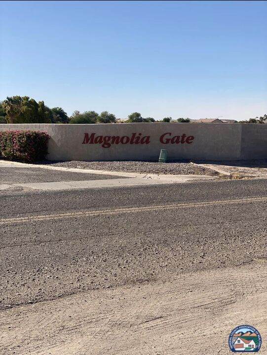 1478 Magnolia Cir - Photo 1