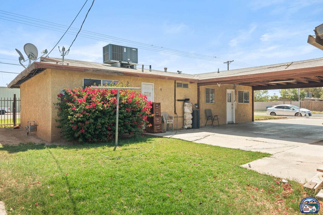 721 Eastern Ave - Photo 1
