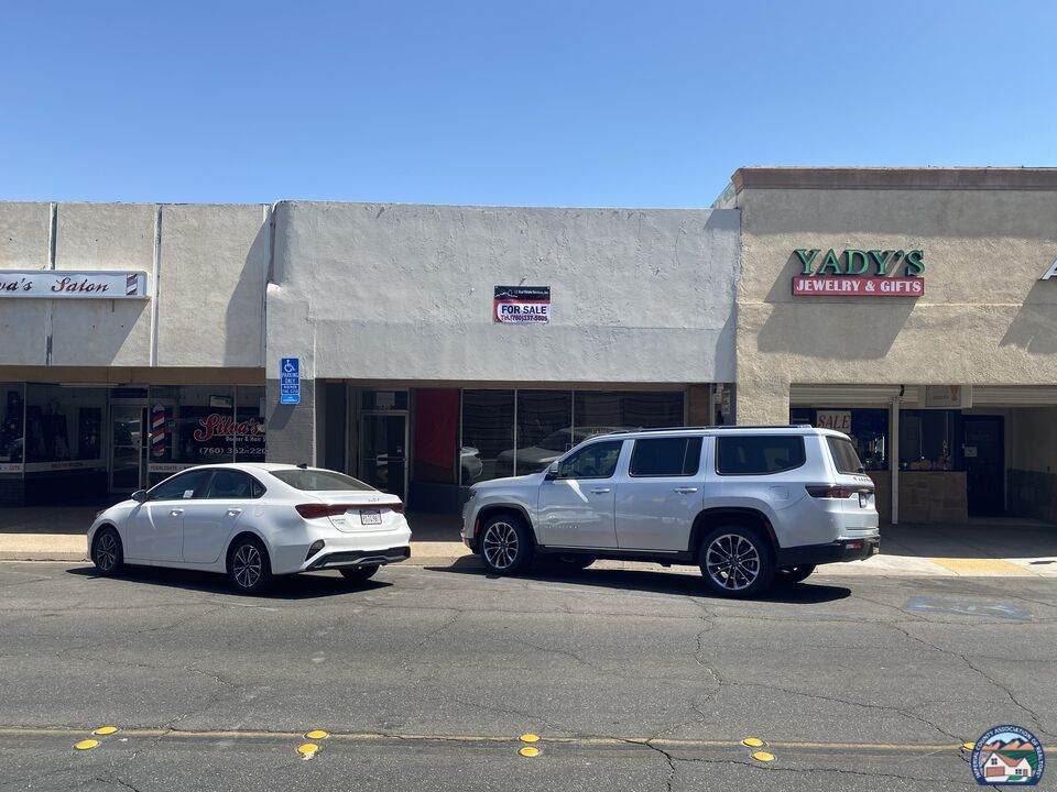 536 Main St - Photo 1