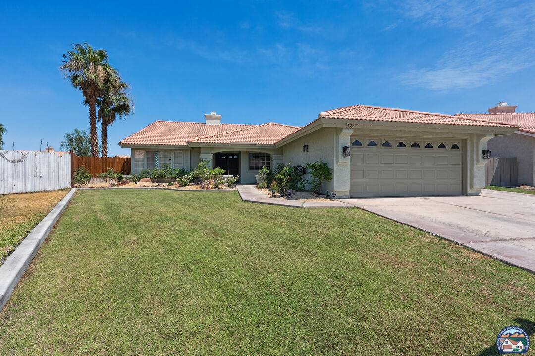 597 Larkspur Ln - Photo 1