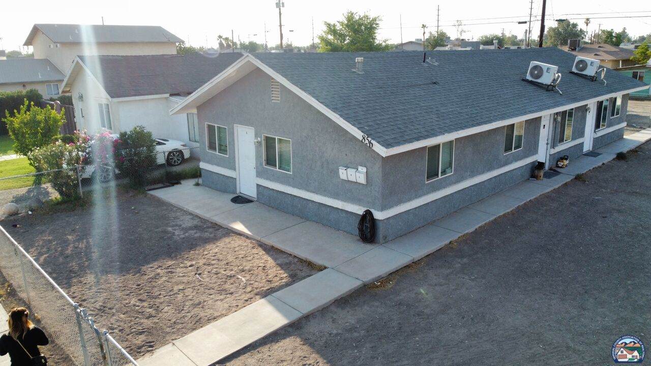 856 Euclid Ave - Photo 1