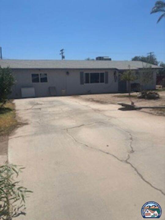 714 F St - Photo 1