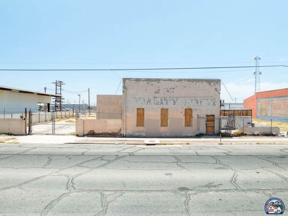 365 Commercial Ave - Photo 1