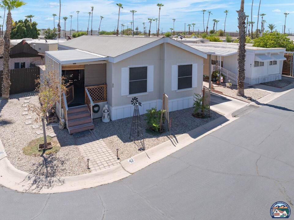 1630 Adams Ave - Photo 1