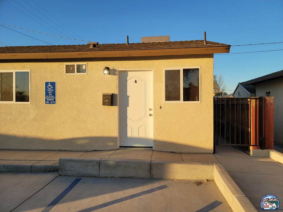 423 IMPERIAL  Unit A Ave - Photo 1