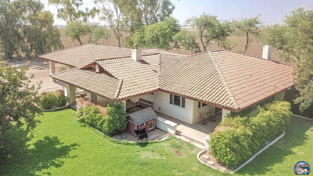 1951 Bowker Rd - Photo 1