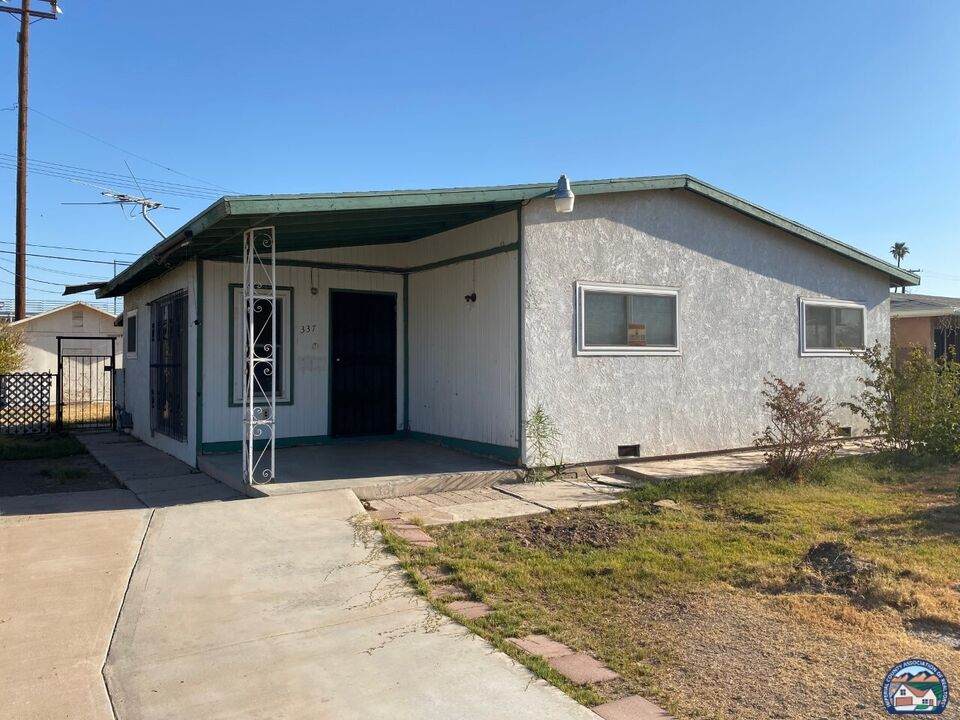 337 Hamilton Ave - Photo 1