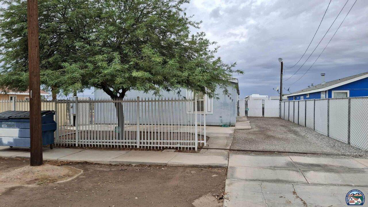 1937 Mt Signal Ave - Photo 1