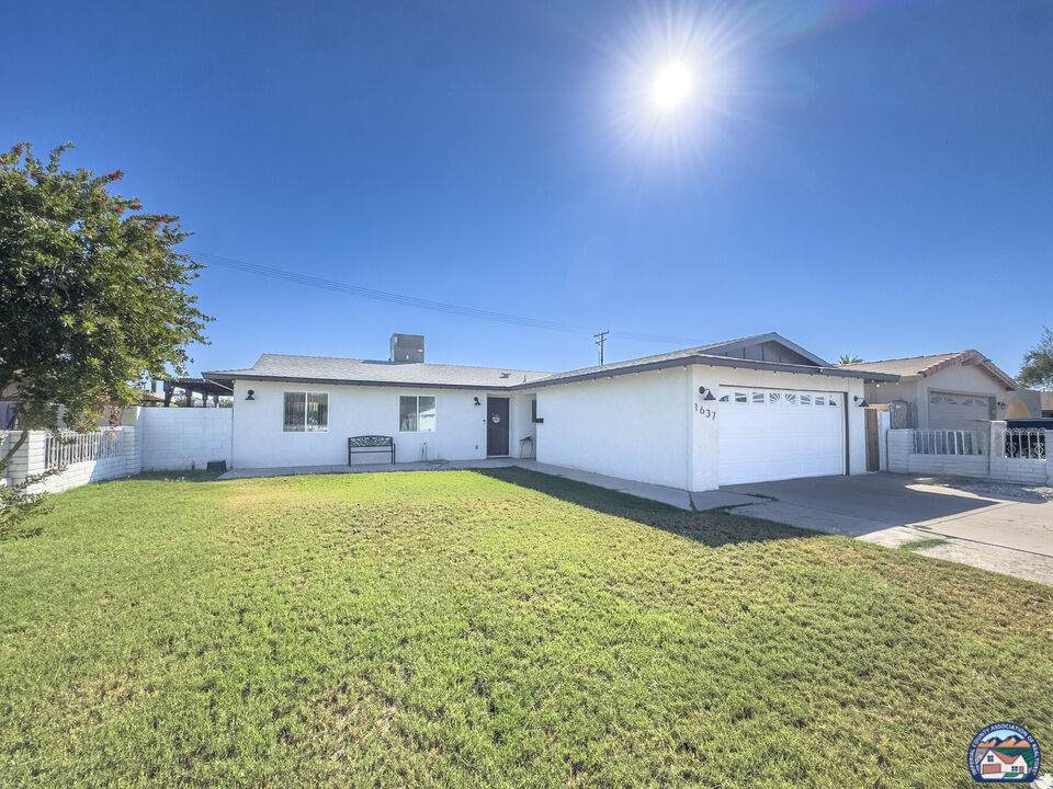 1637 Southwind Dr - Photo 1