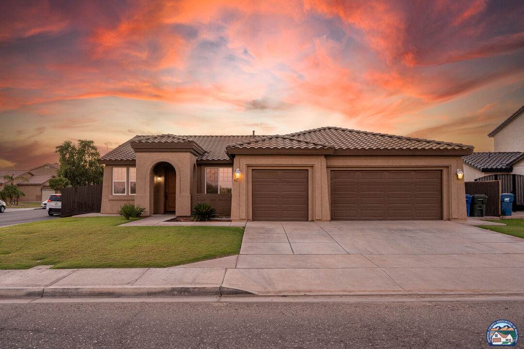 901 Rivera Ave - Photo 1