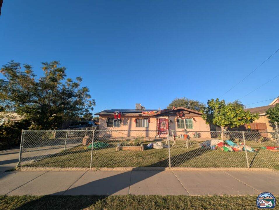 417 Barioni Blvd - Photo 1