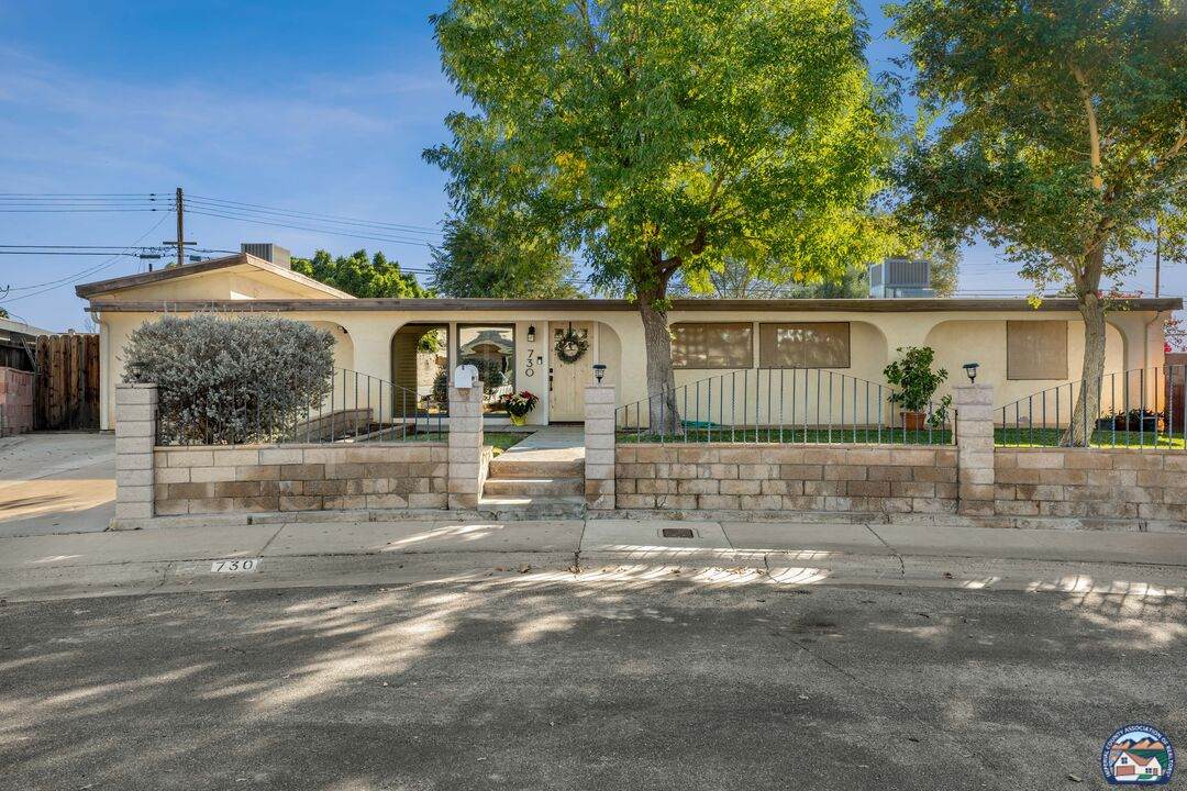 730 Circle Dr - Photo 1