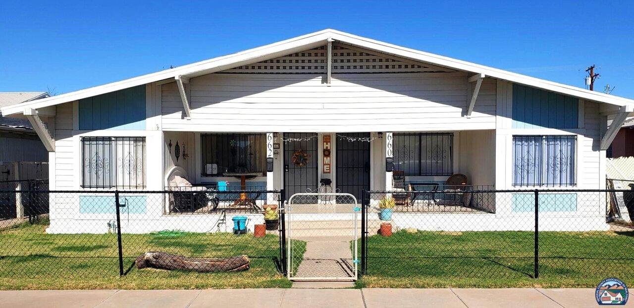 660 Heil Ave - Photo 1