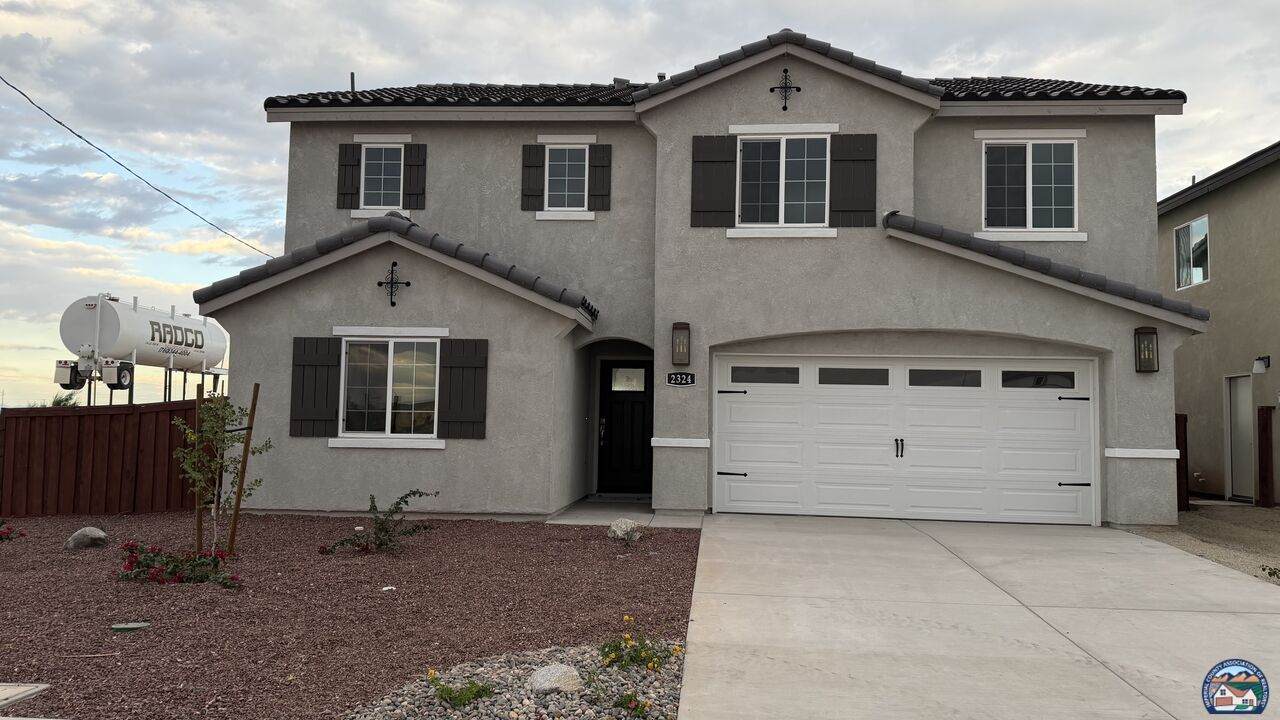 2324 Ryan Ave - Photo 1