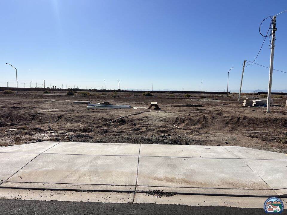 1640 Calle De Valenzuela - Photo 1