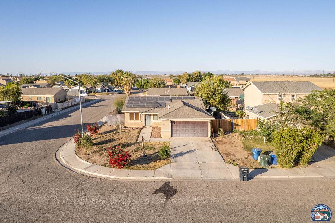 1111 Jones St - Photo 1