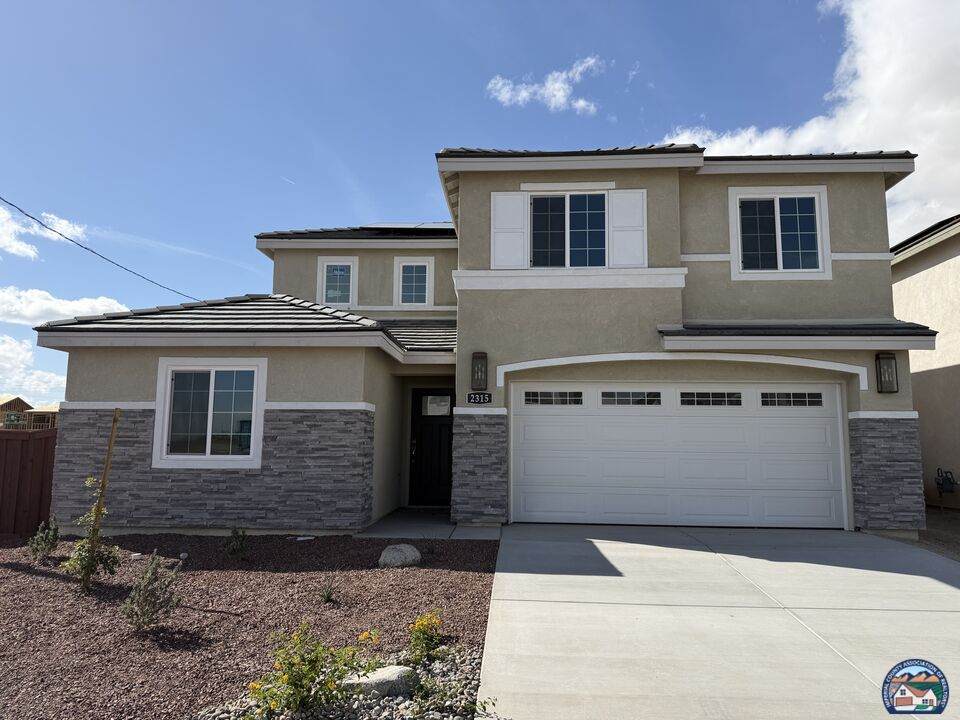 2316 Mayra Ave - Photo 1