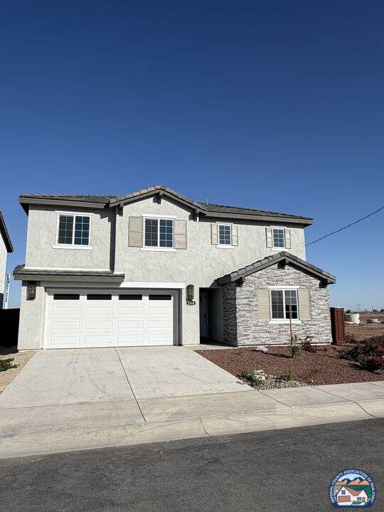 2318 Ryan Ave - Photo 1