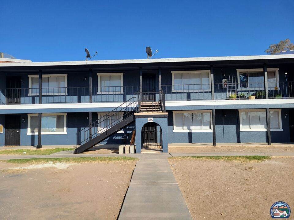 185 D St - Photo 1