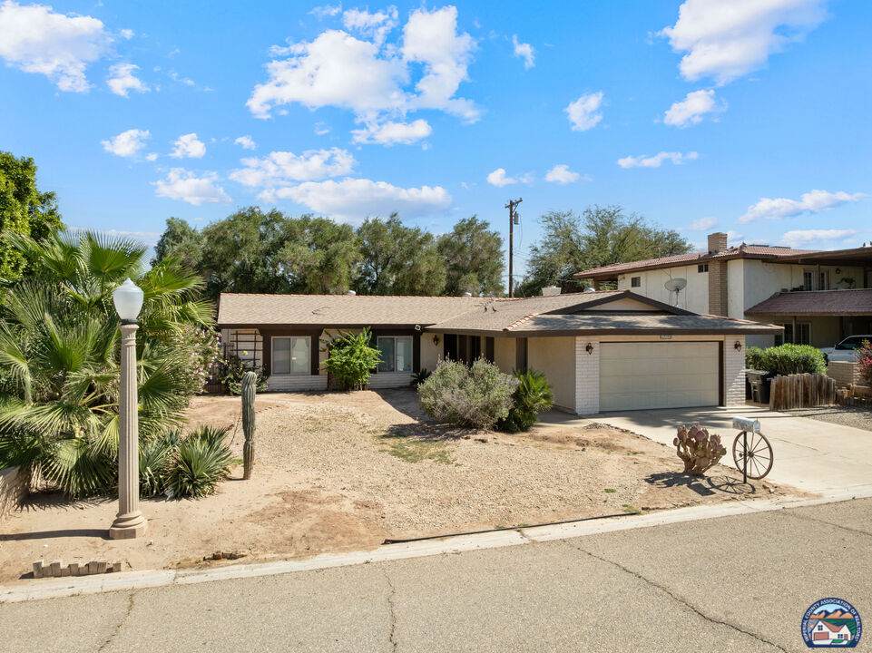 2094 Murray Dr - Photo 1