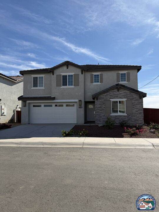 2318 Ryan Ave - Photo 1