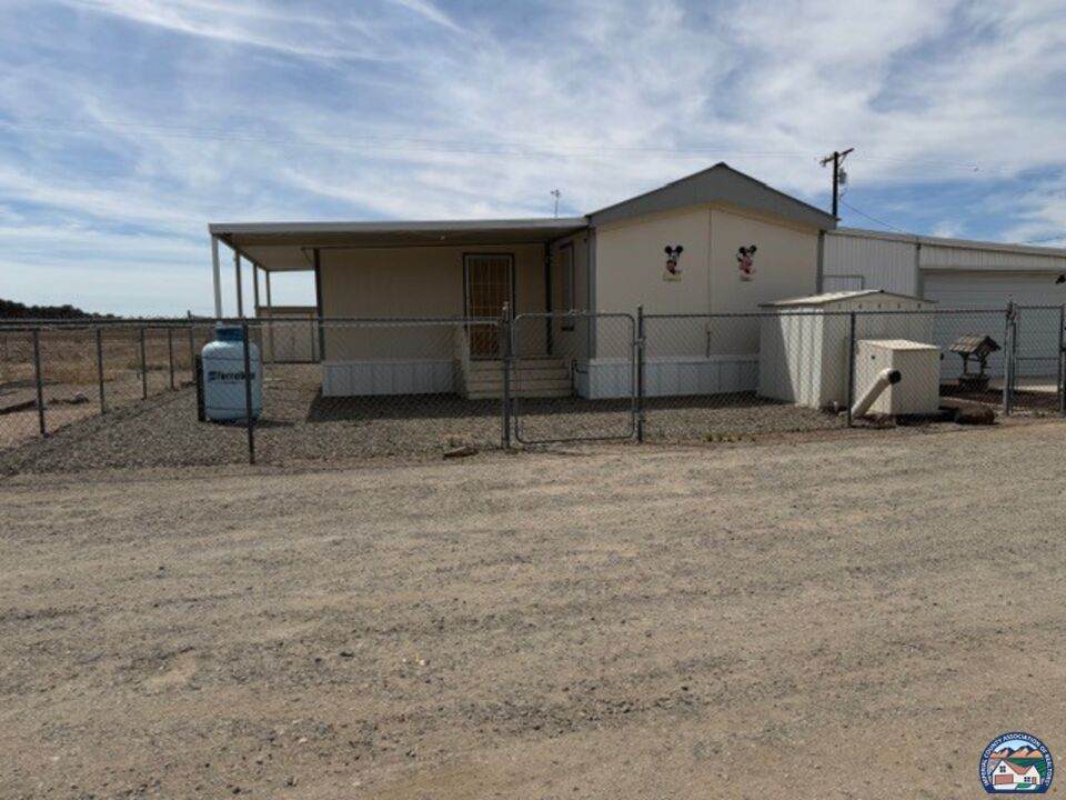 1405-H York Road - Photo 1