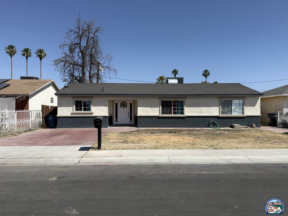 35 Las Flores Dr - Photo 1