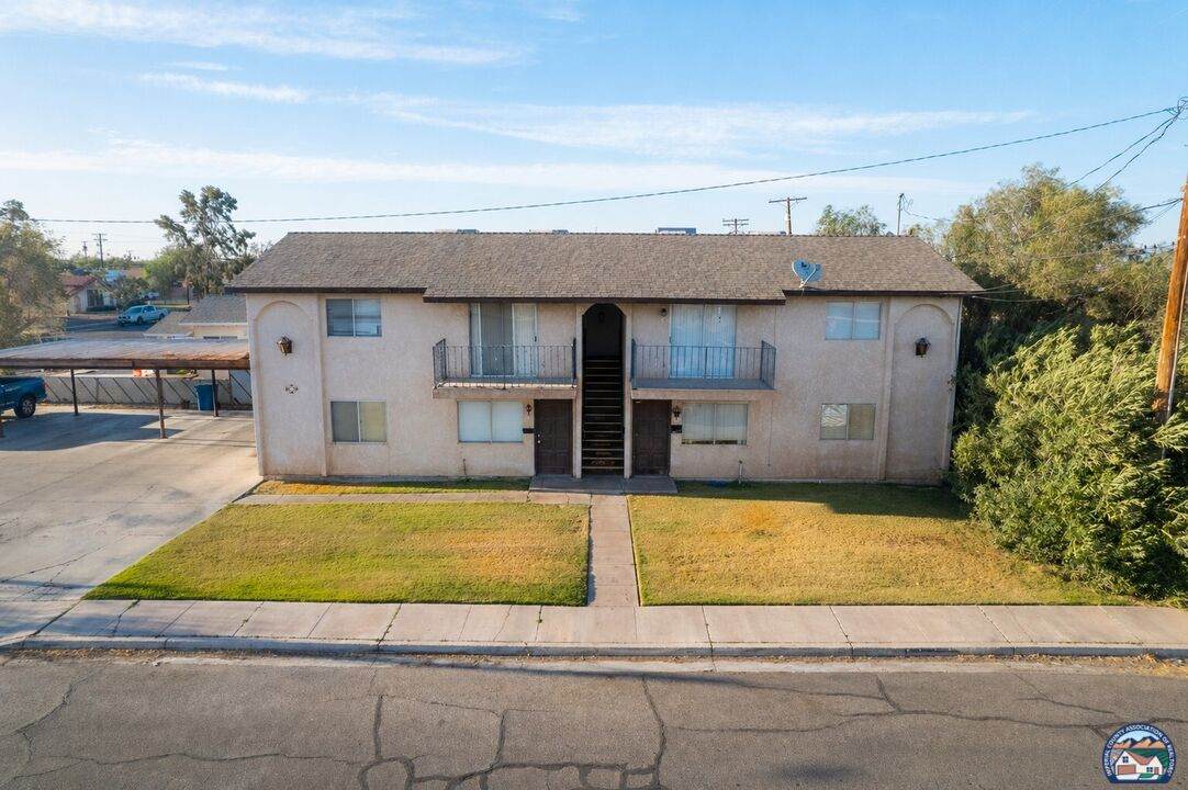 103 2nd St - Photo 1