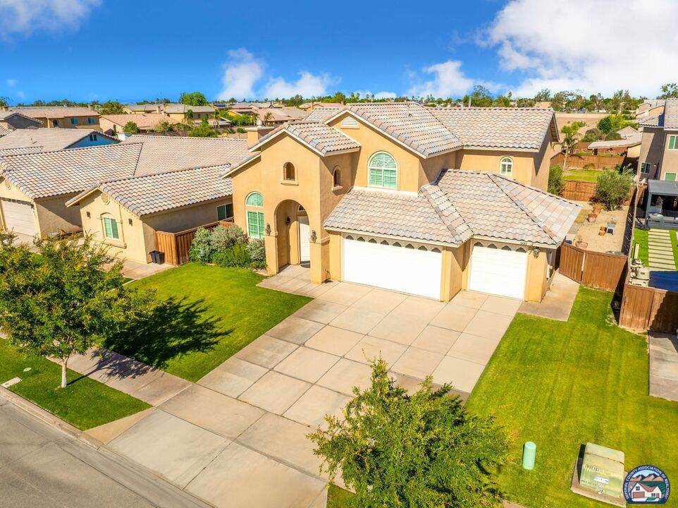 931 Kay Davis Ct - Photo 1