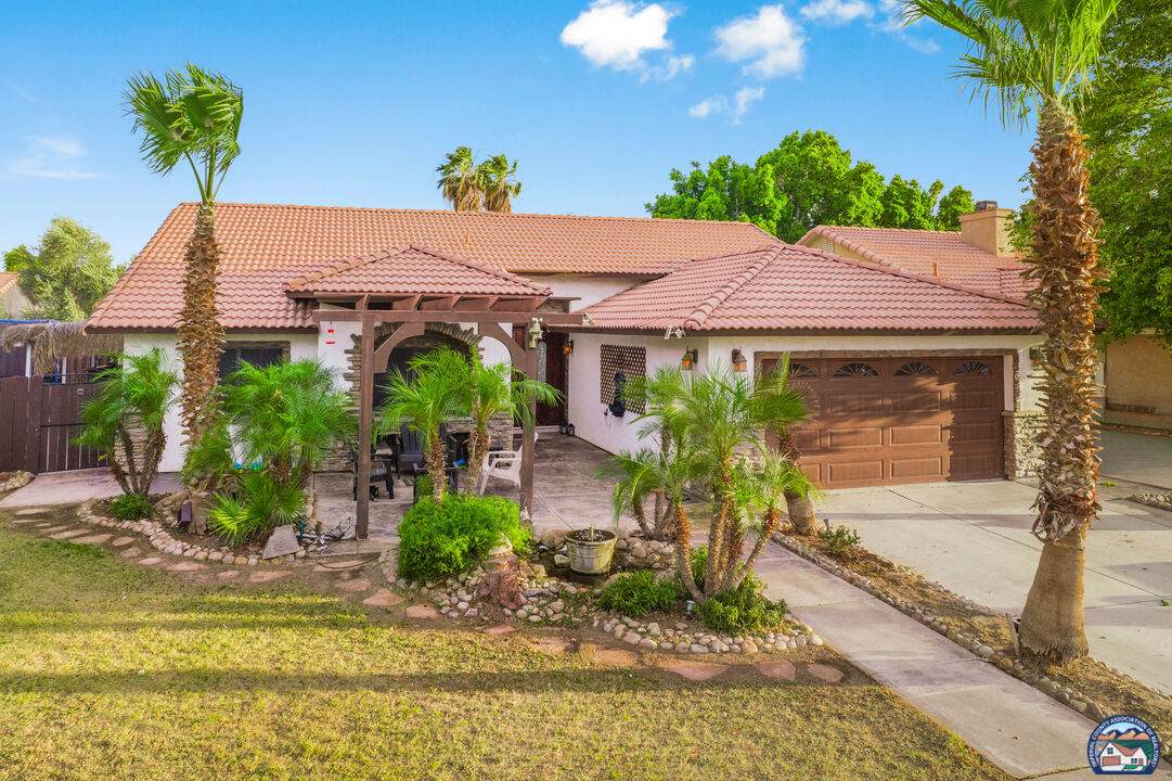 1850 Silver Spur Dr - Photo 1