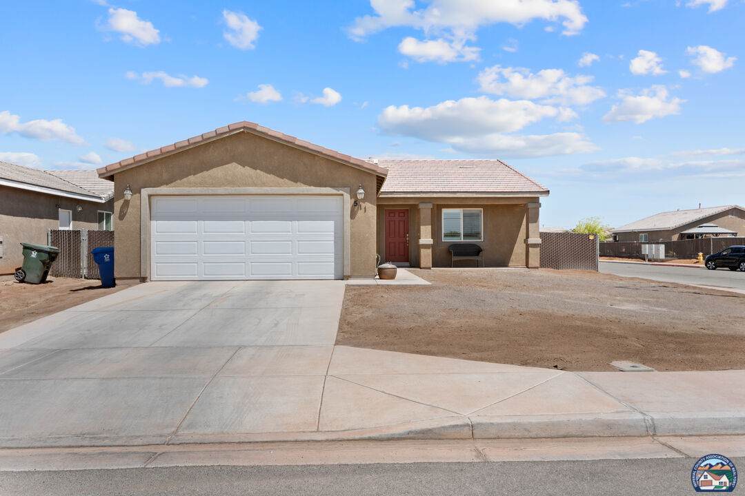 511 Quail Ct - Photo 1