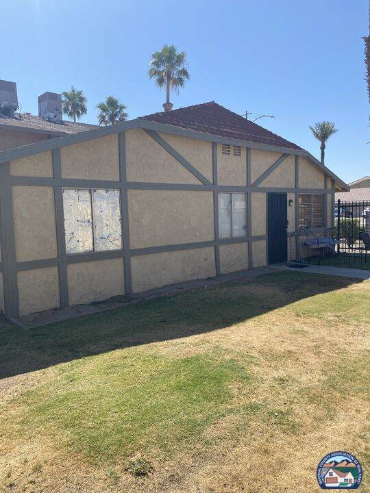 1716 Brighton Ave - Photo 1