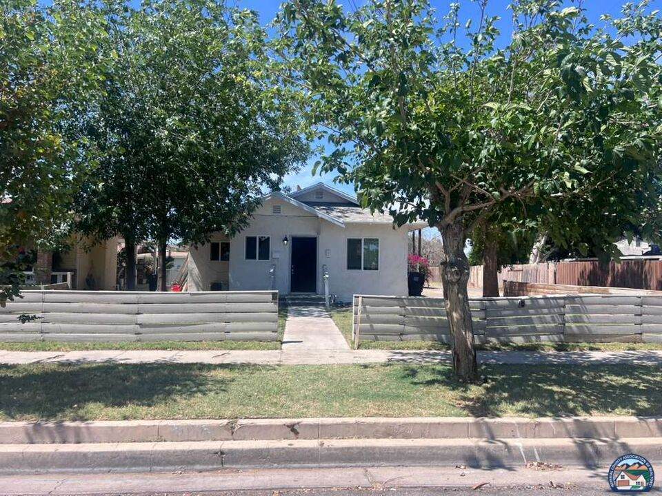 367 J St - Photo 1