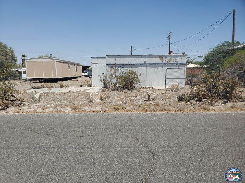 1158 Sage Brush Ave - Photo 1