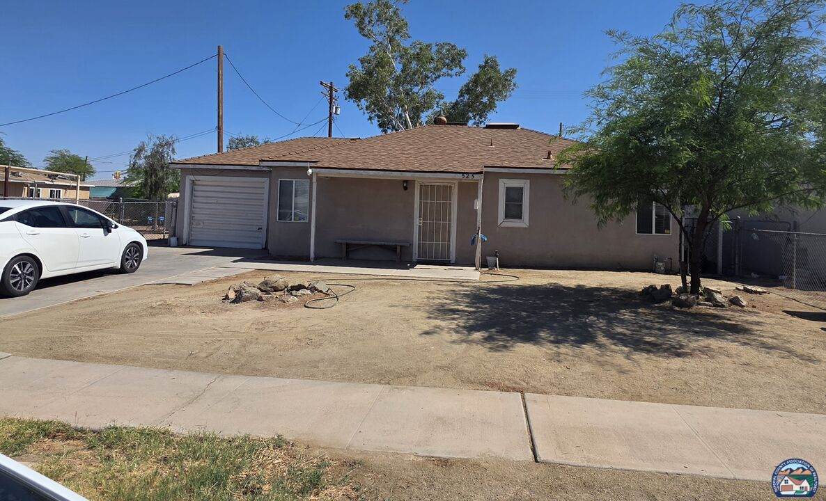 525 Tangerine Dr - Photo 1