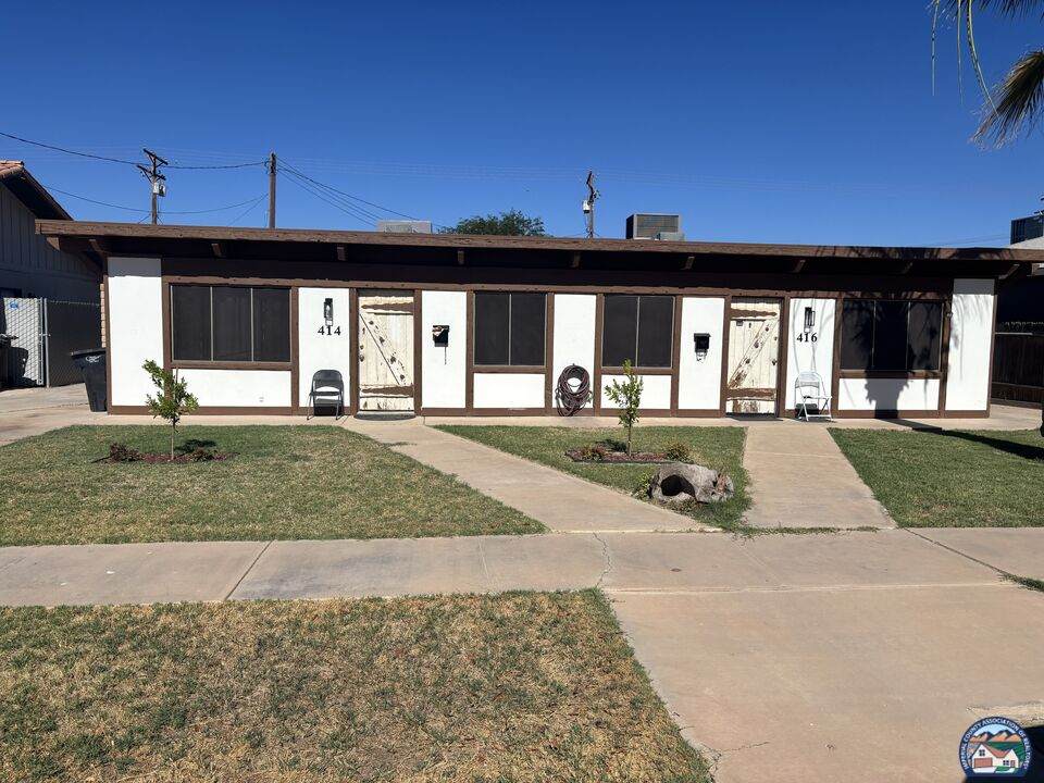 416 H St - Photo 1