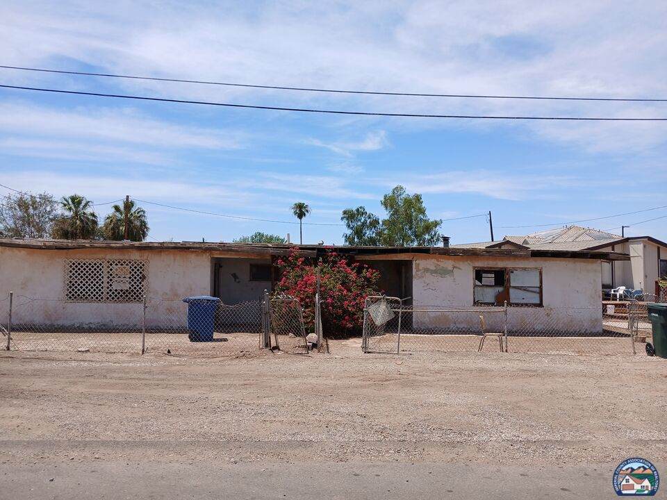 2120 Mcdonald Dr - Photo 1