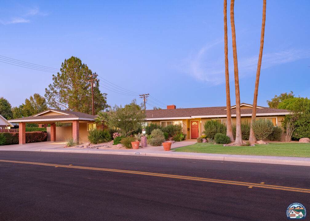 620 Marilyn Ave - Photo 1