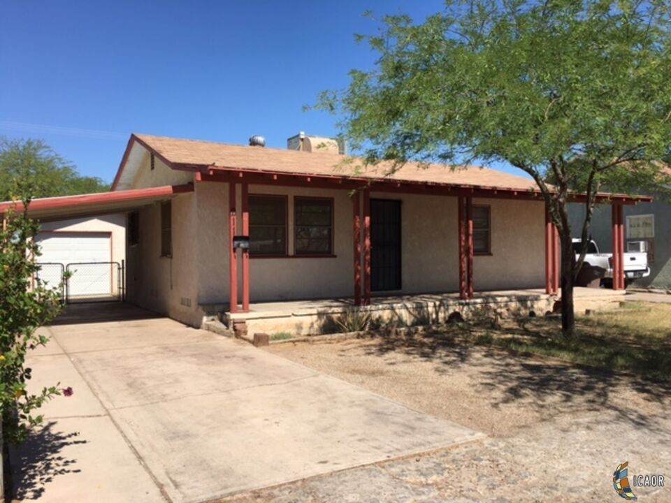 211 F St - Photo 1