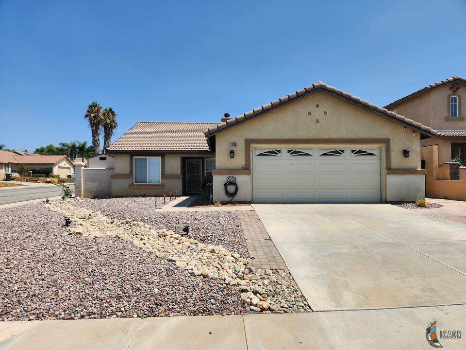 15200 Adobe Way - Photo 1